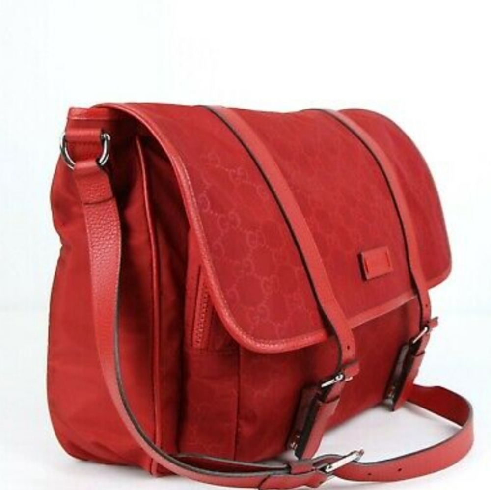 Gucci Nylon Messenger - Picture 2 of 5